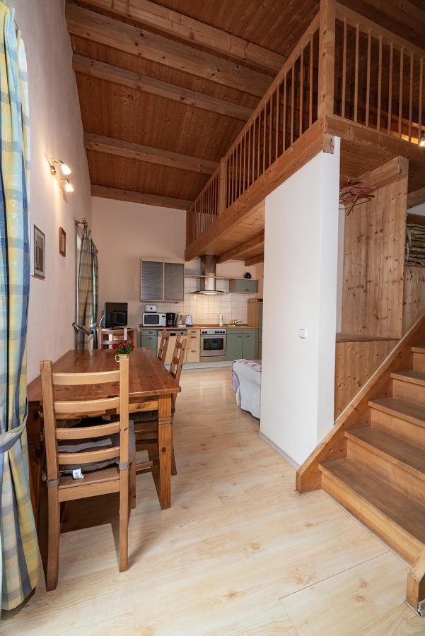 Gut Tausendbachl Apartment Regen Luaran gambar